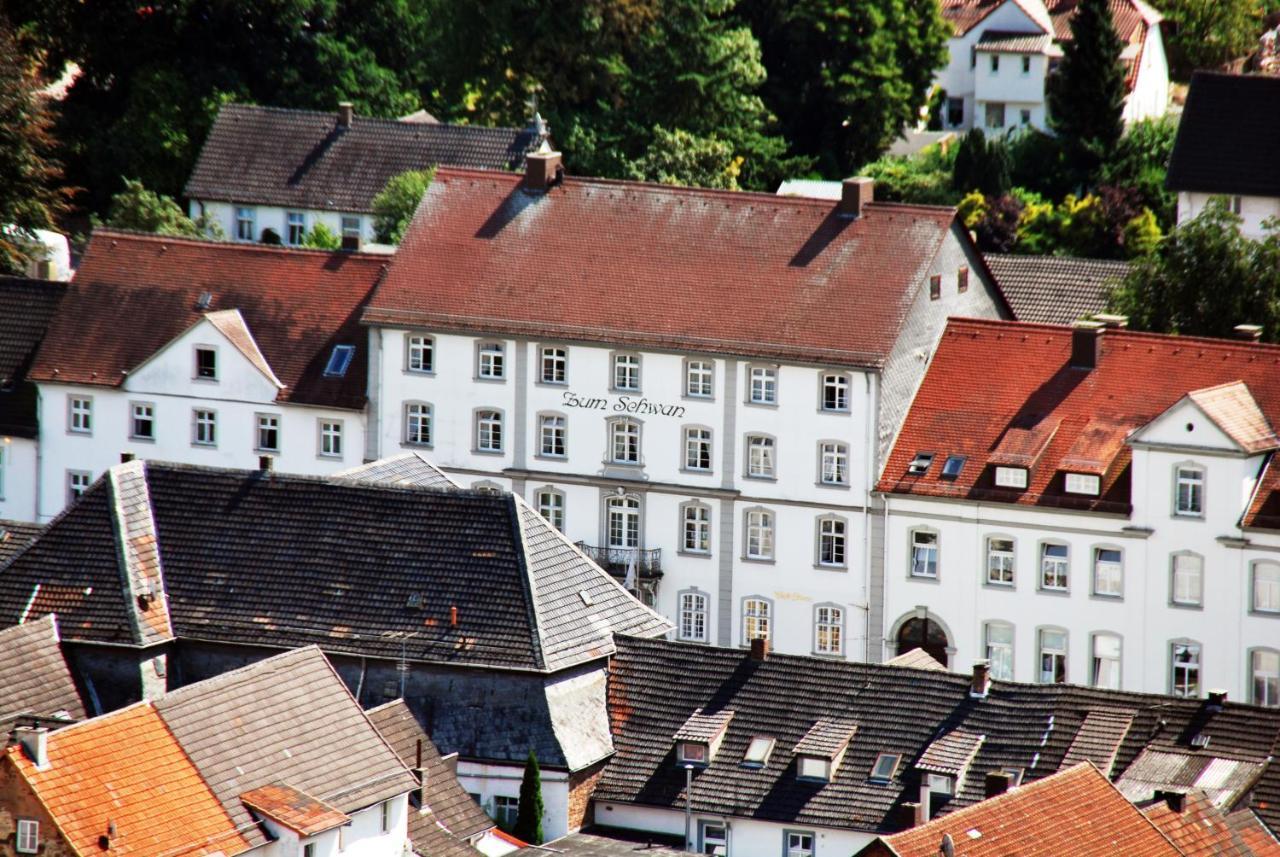 Historisches Hotel Zum Schwan บาด คาร์ลซาเฟิน ภายนอก รูปภาพ